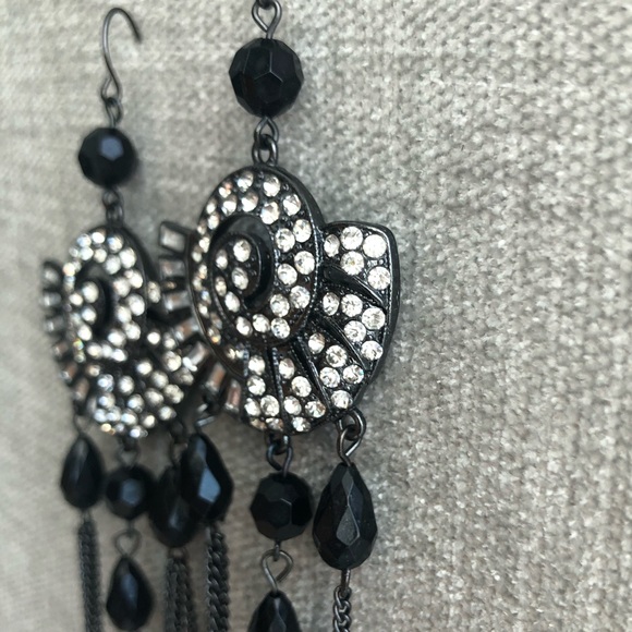 Rhinestone/Enamel Earrings - Picture 5 of 6